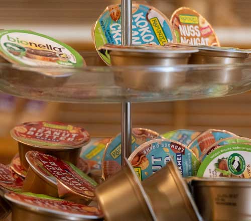 Aufstriche süß und herzhaft, Nussmuß und mehr Aufstriche süß und herzhaft, Nussmuß und mehr