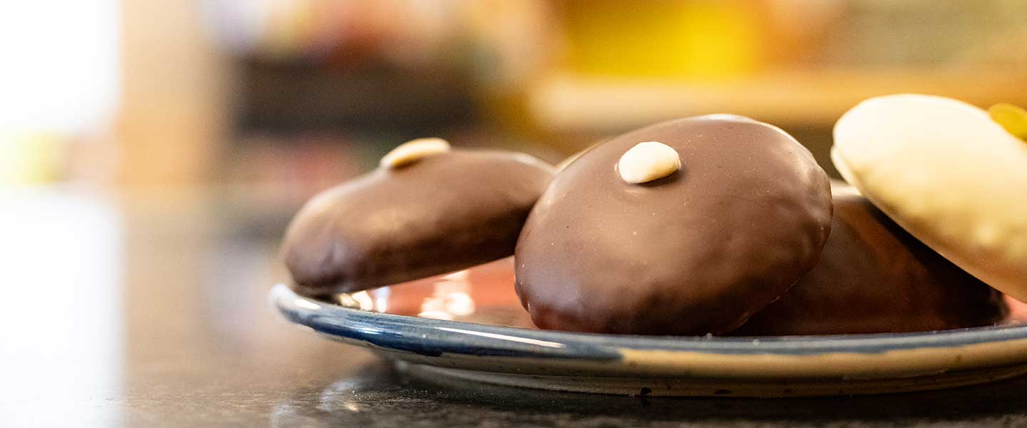 Saisonal und Regional - Back- und Konditoreiwaren im Naturkost Neue Wege - Ahnatal Weimar